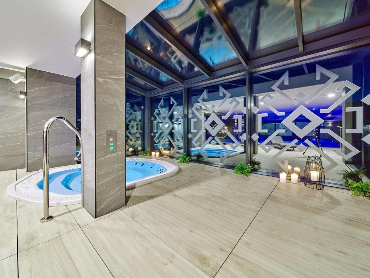 Ibis Styles Nowy Targ Hotel Bagian luar foto