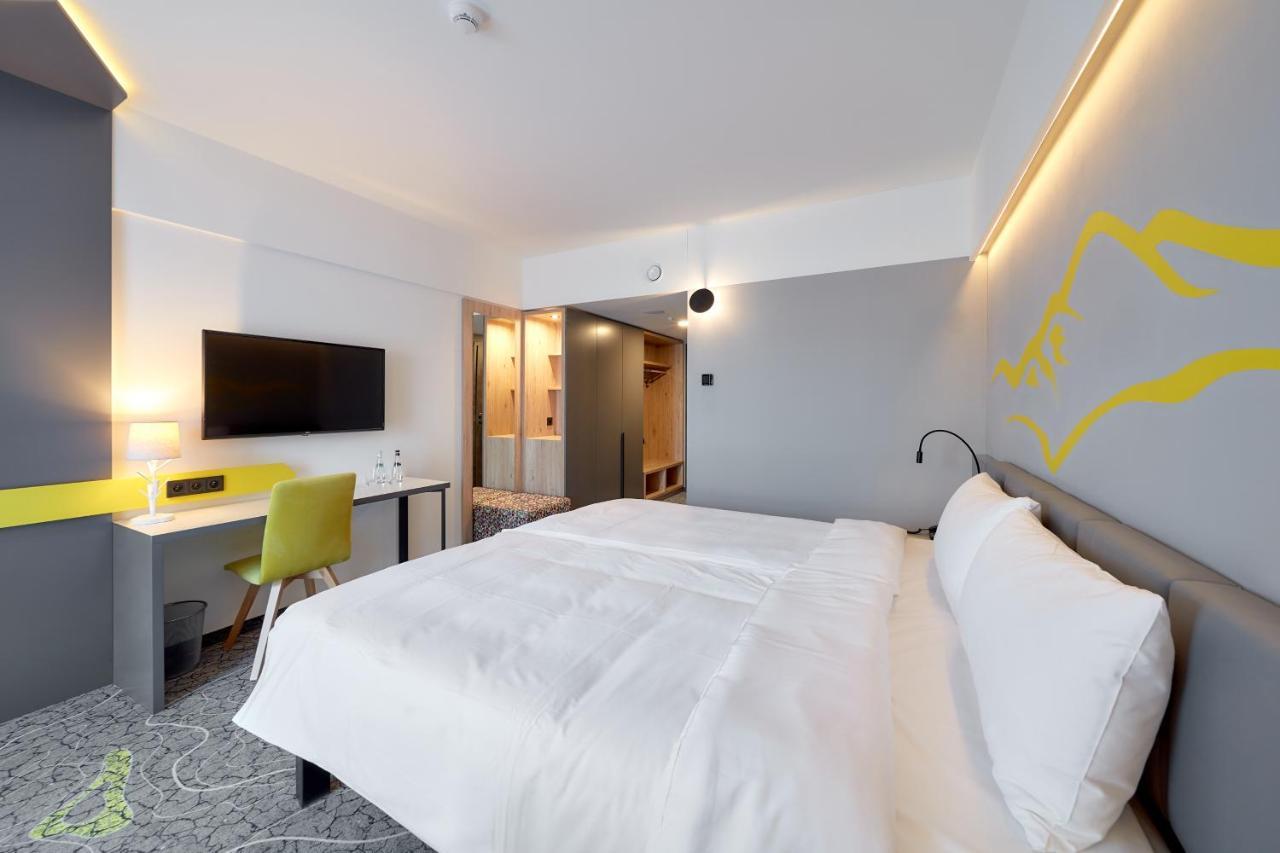 Ibis Styles Nowy Targ Hotel Bagian luar foto