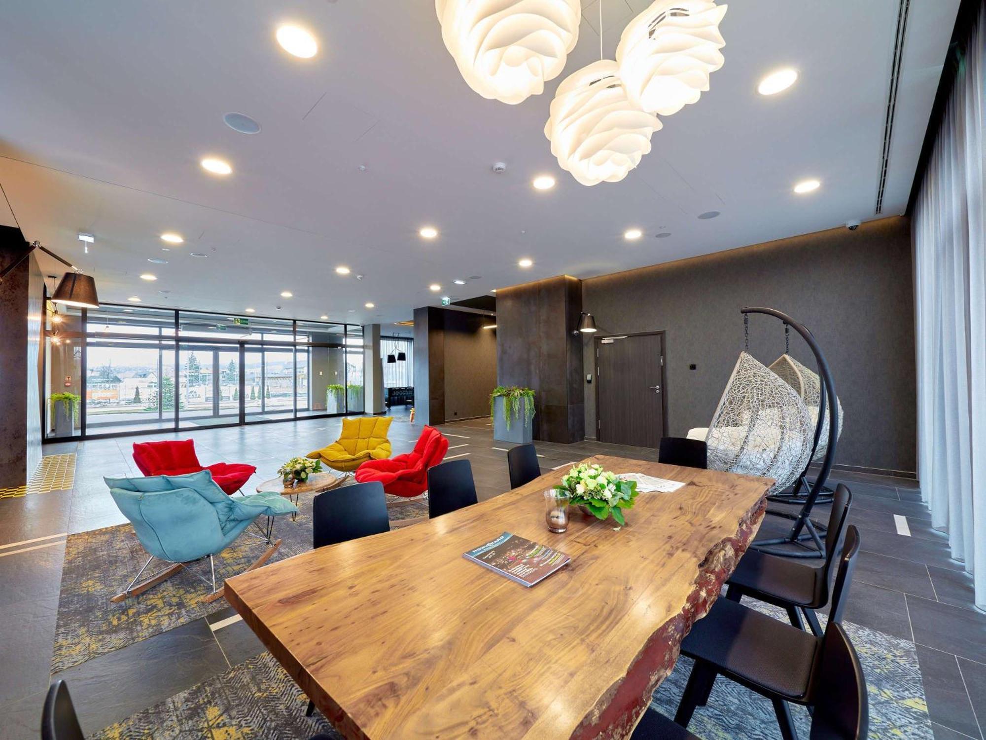 Ibis Styles Nowy Targ Hotel Bagian luar foto