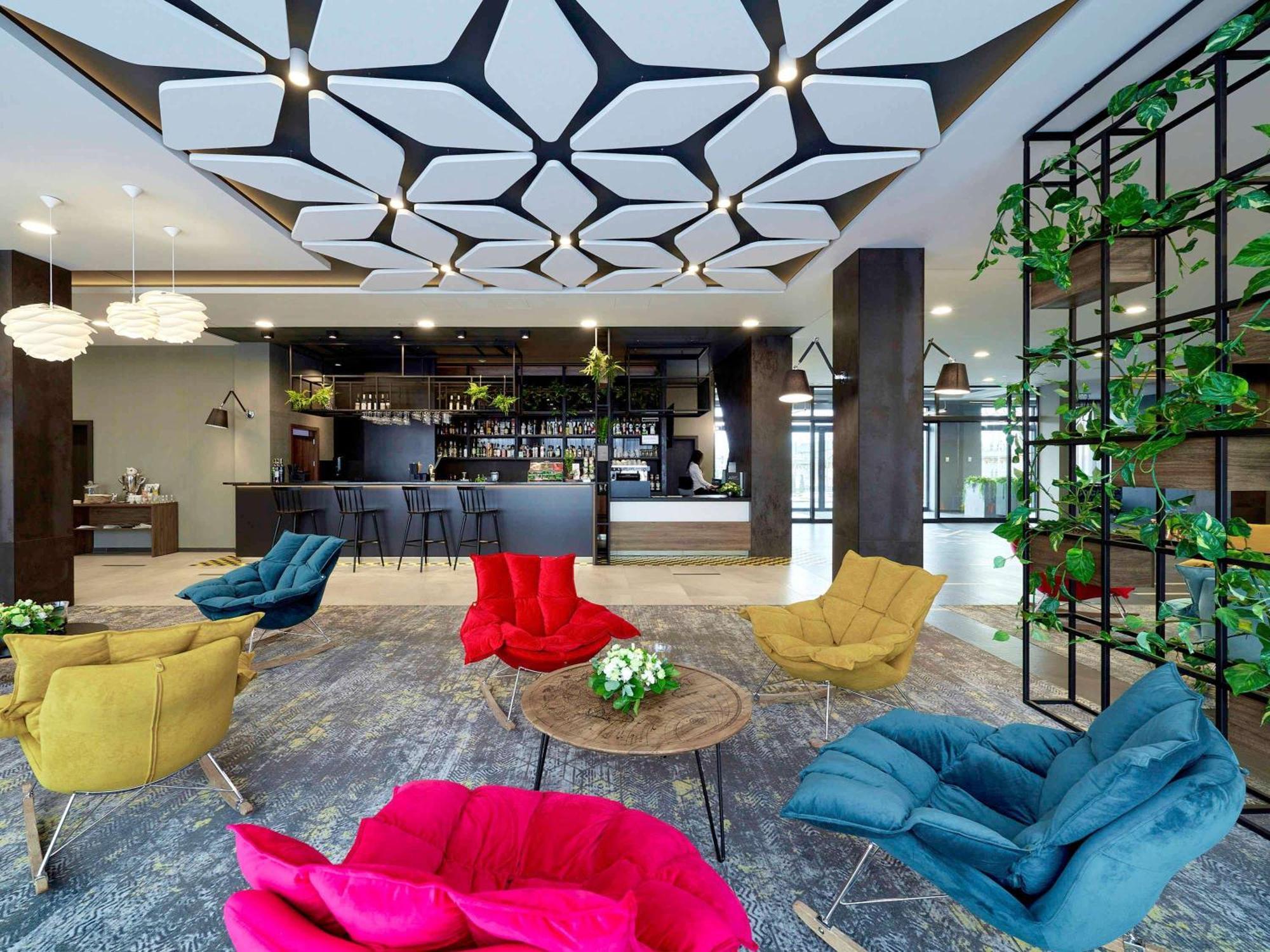 Ibis Styles Nowy Targ Hotel Bagian luar foto