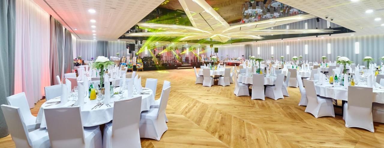 Ibis Styles Nowy Targ Hotel Bagian luar foto